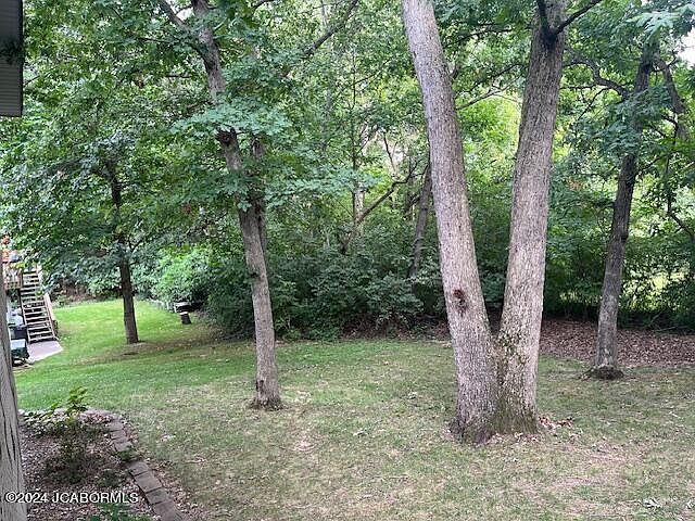 2nd image of 1905 Maplewood Ct S