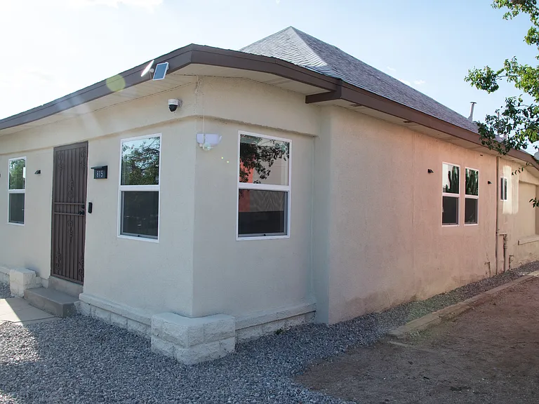 815 E Drachman St — Photo 7