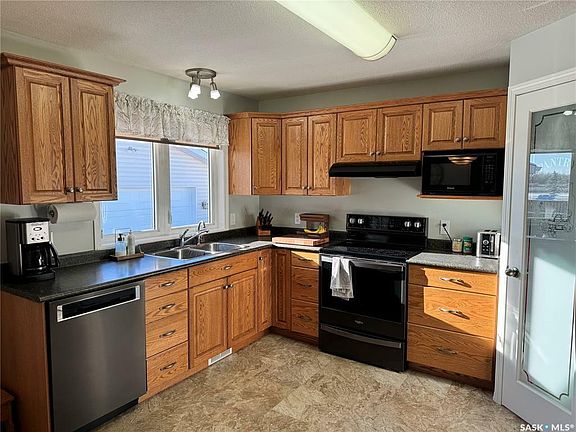 5th image of 38 Folley Cres