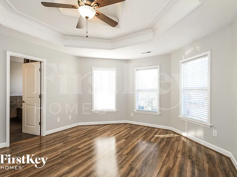7240 Orchard Path Dr — Photo 8