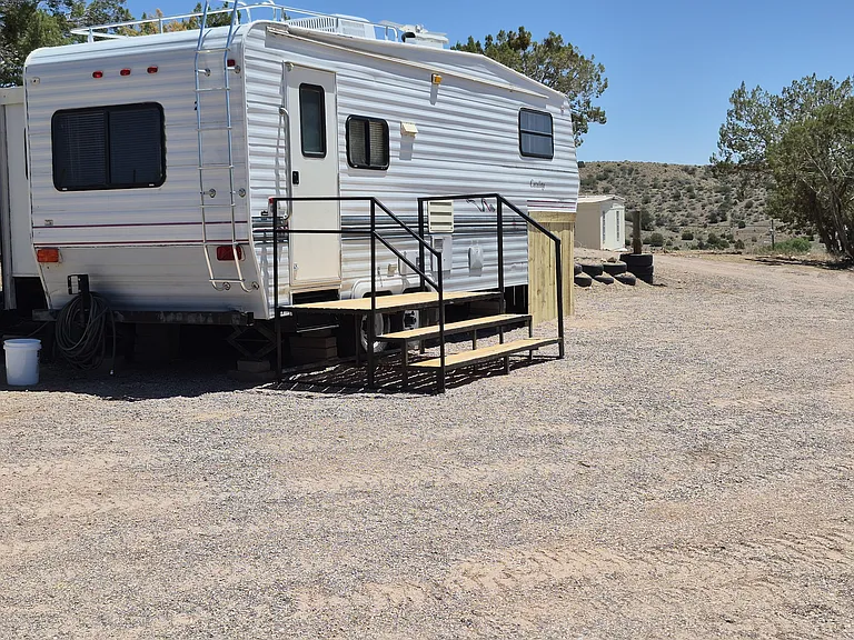 E Mountain View Dr — Photo 3