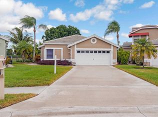 6073 Beaconwood Rd, Lake Worth, FL 33467