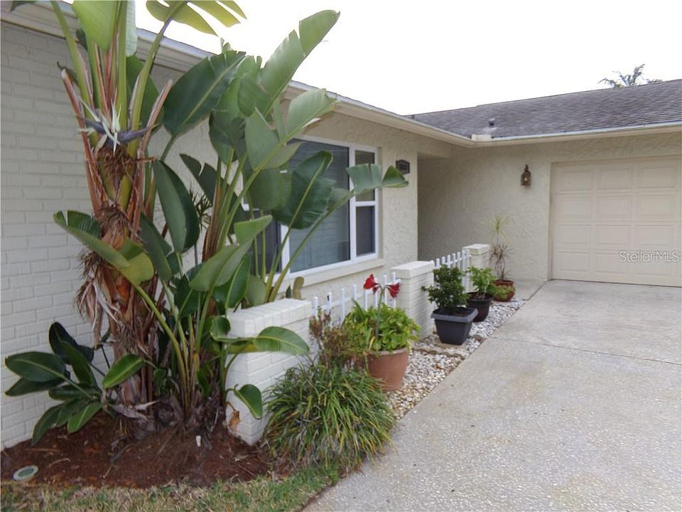 1st image of 2667 Peachtree Cir E