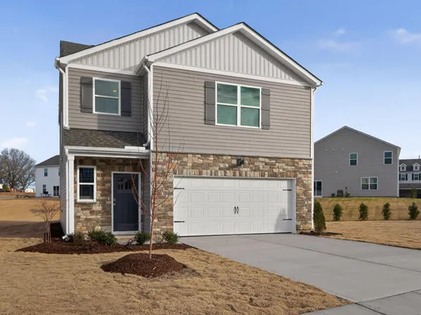 75 Green Laurel Dr, Angier, NC 27501