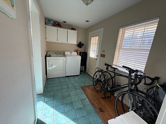 5th image of 5013 Franklin Blvd #1