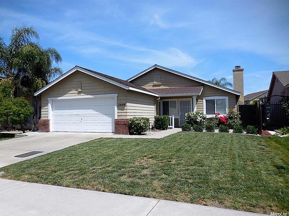2nd image of 2446 Dry Creek Way