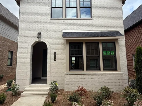 1774 Deverell Ln, Hoover, AL 35244