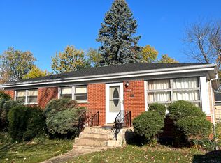 7244 Beckwith Rd, Morton Grove, IL 60053