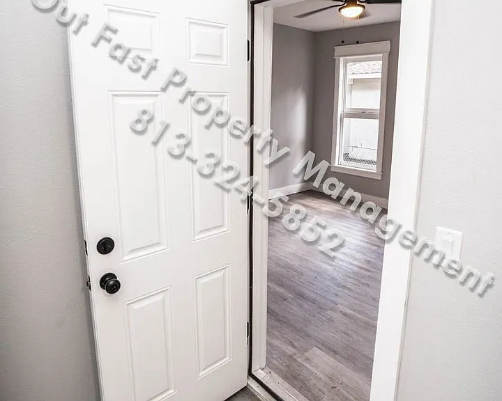 2817 N Taliaferro Ave #2 — Photo 6