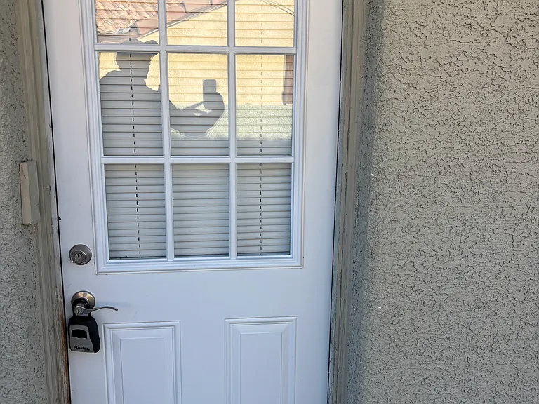 800 Antonio Dr #1 — Photo 28