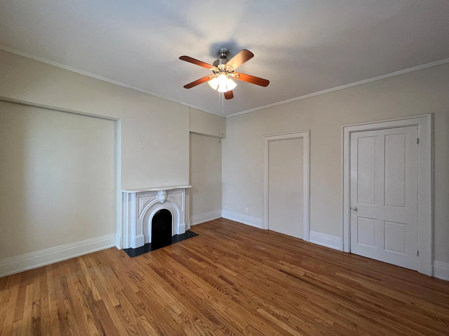 Studio, 342 sqft, $795 — Photo 4