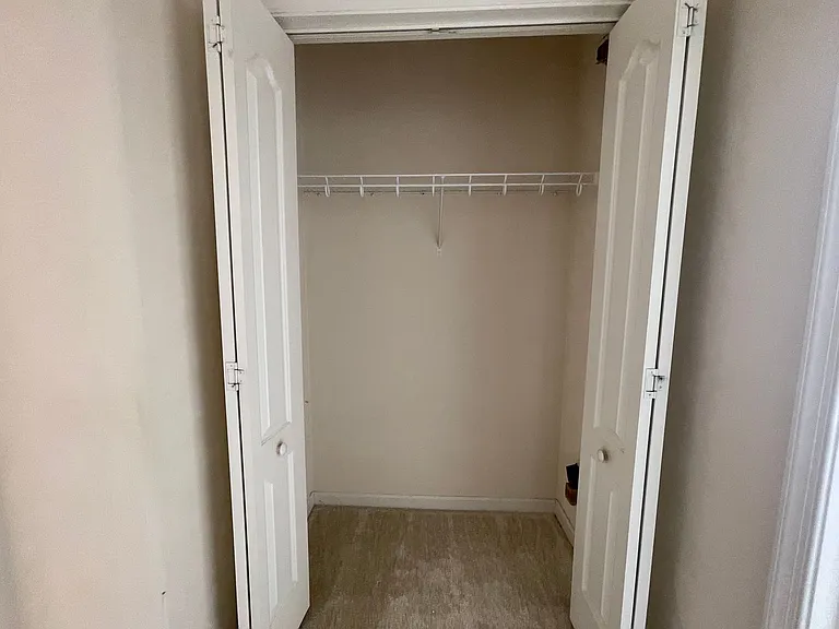2820 Majestic Oak Ct — Photo 15