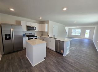 114 Holmes Corner Dr, Wilson Mills, NC 27577