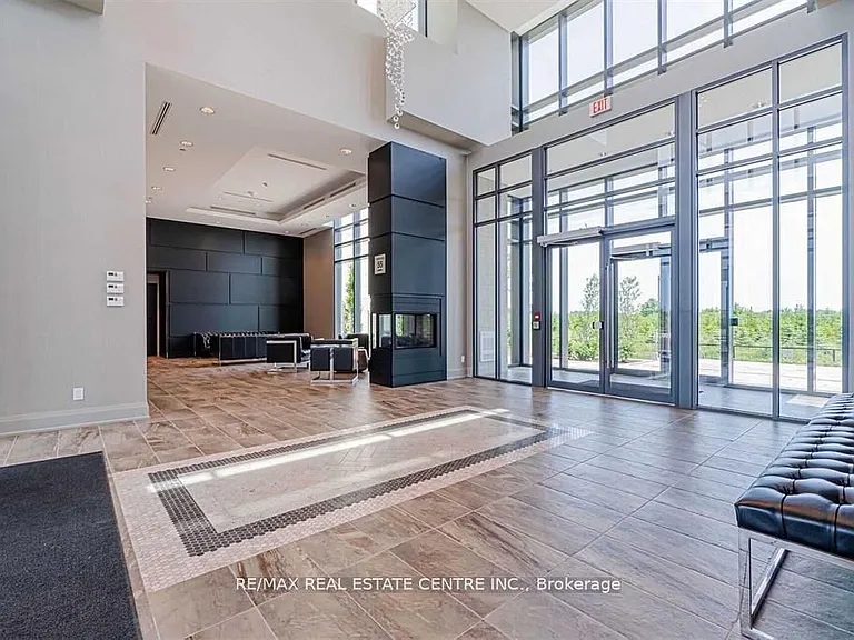 65 Yorkland Blvd #902 — Photo 2