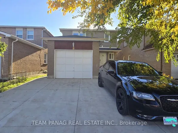 8 Provence Trl, Toronto, ON M9V 5B7