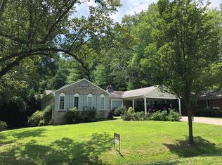 10400 Gainsborough Rd, Potomac, MD 20854