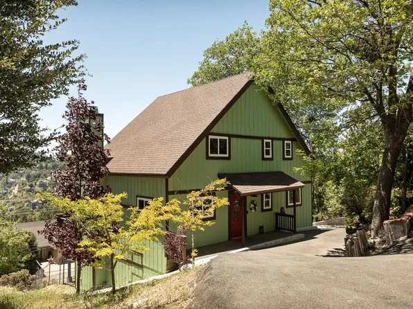 1141 Grass Valley Rd, Lake Arrowhead, CA 92352