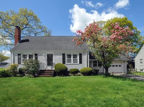 105 Winthrop Ave, Braintree, MA 02184
