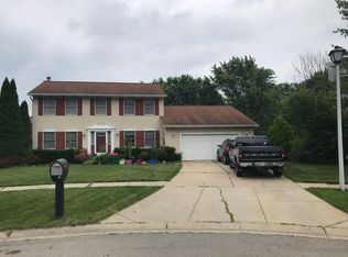 8474 Bluffview Ct SW, Byron Center, MI 49315