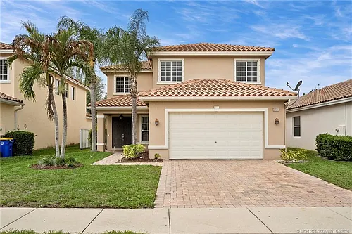 2736 SW Butterfly Ln Photo 1