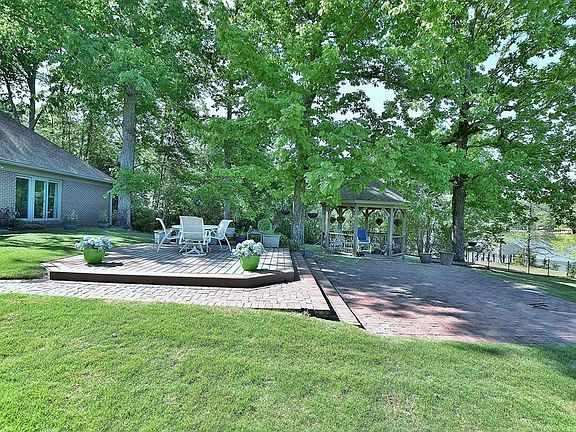 4th image of 7281 Stillwater Dr