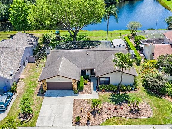 3rd image of 16525 Foothill Dr