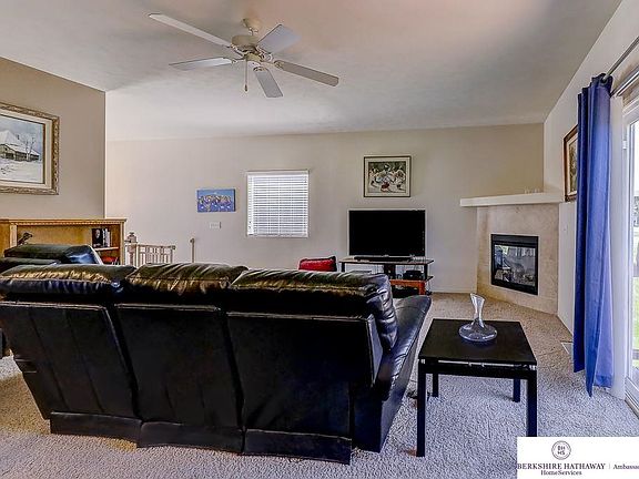 3rd image of 4814 N 160th St