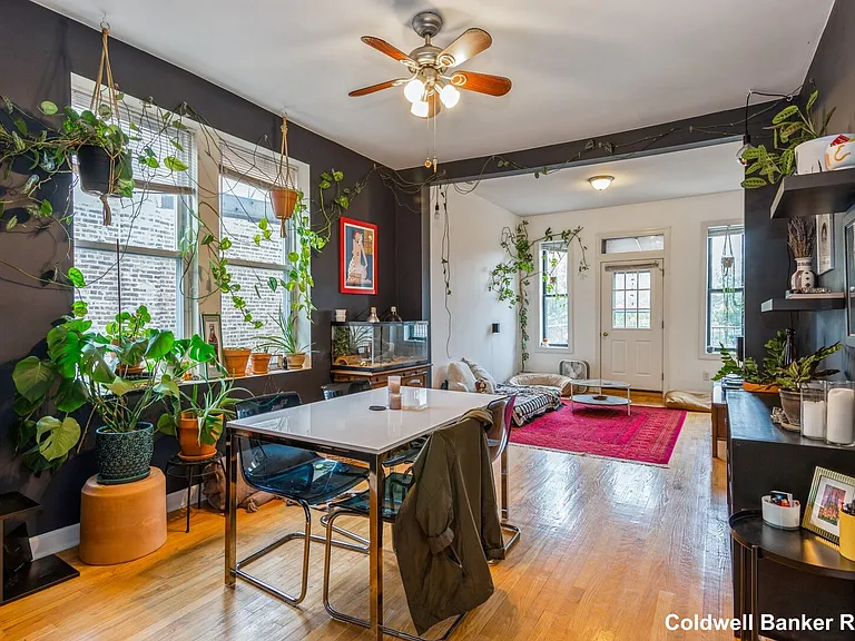 2536 W Augusta Blvd #3F — Photo 4