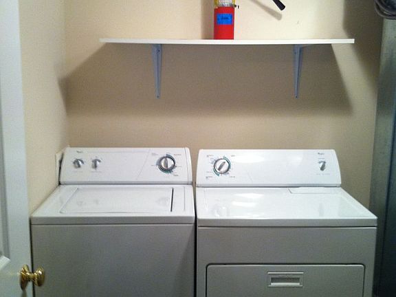 5th image of 1407 Wilson Ave APT 202