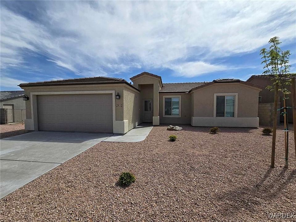 1st image of 2932 Hermosa Vis