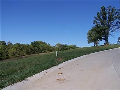 1st image of 132 Harbour Pointe Dr