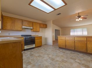 13021 Lakota Rd APT A, Apple Valley, CA 92308