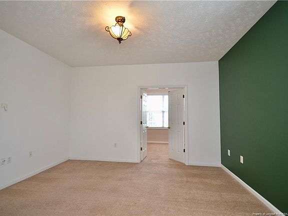 3rd image of 4050-201 Bardstown Ct