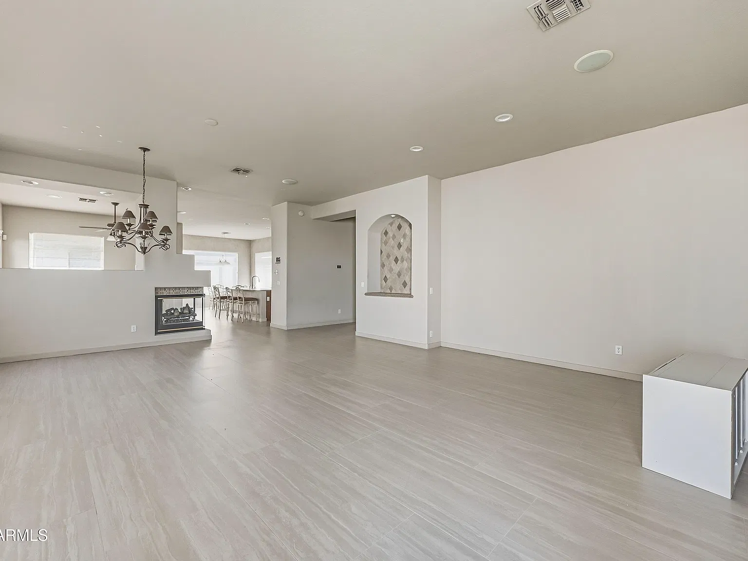 3 bed, 2.0 bath, $2,400 — Photo 3