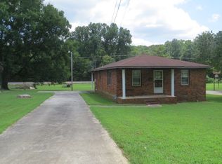 608 Jackson Ave N, Russellville, AL 35653