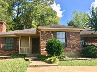714 Tracewood Dr, Tupelo, MS 38801