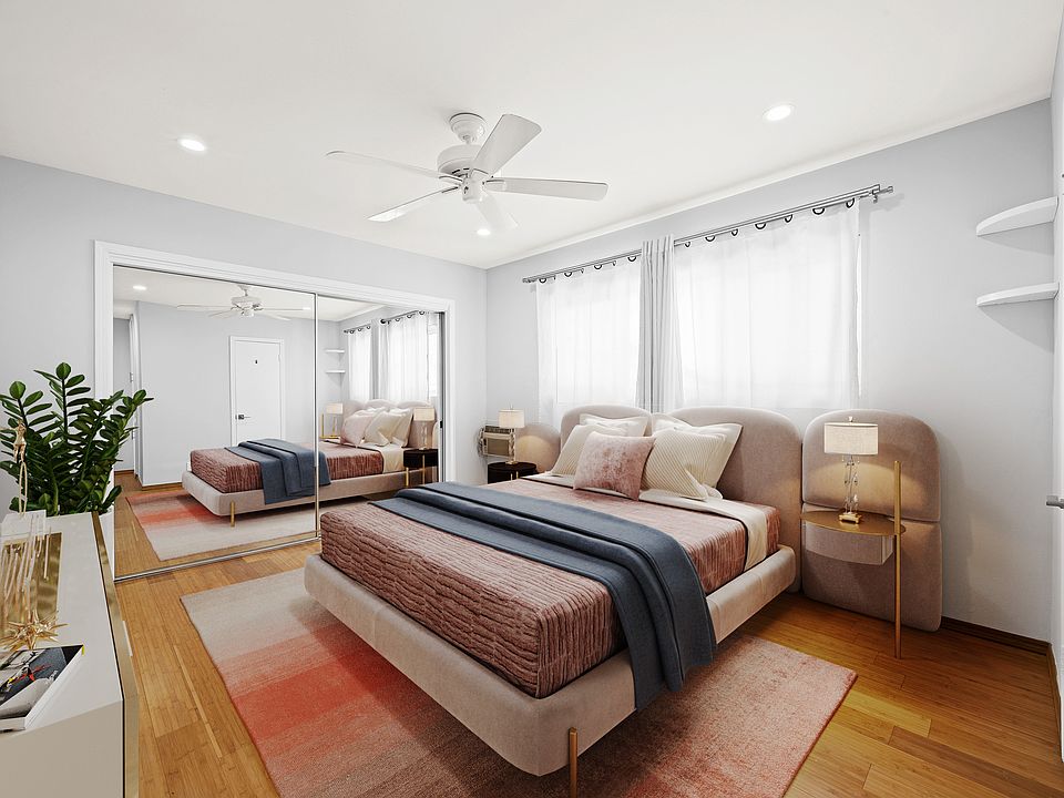 1st image of 7506 Romaine St #12
