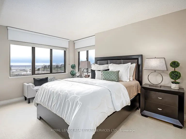 100 Lakeshore Rd E #805 — Photo 14