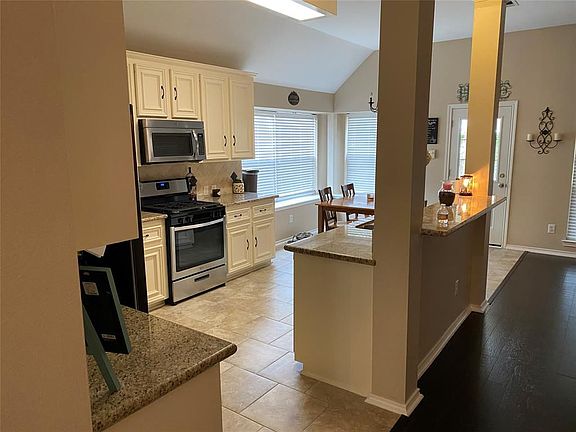 4th image of 3603 Paigewood Dr