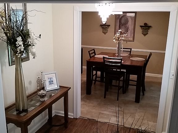 Entry way