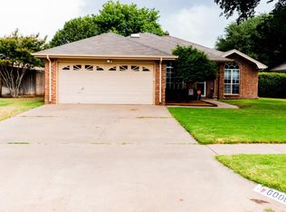 6006 72nd St, Lubbock, TX 79424