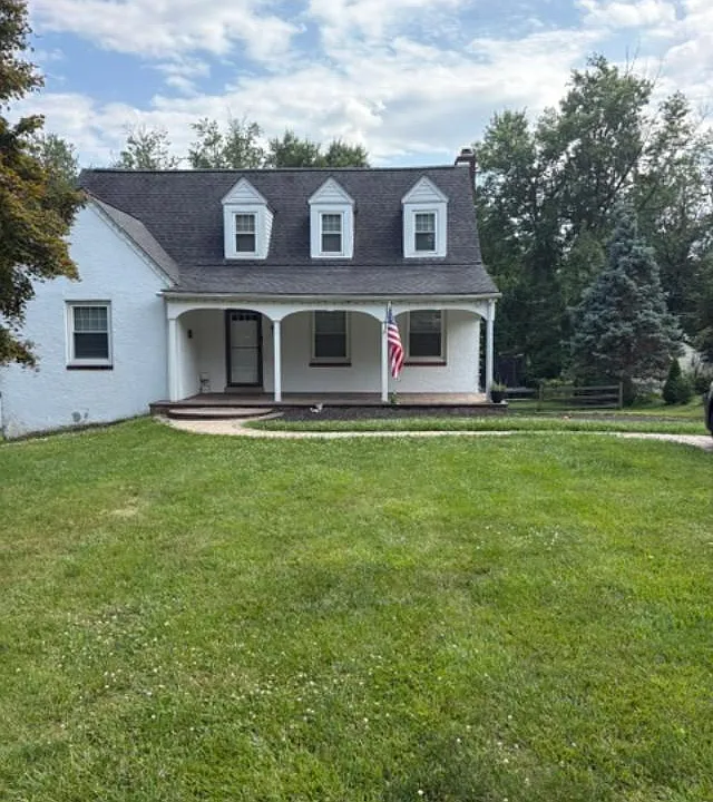 90 Clearview Ave