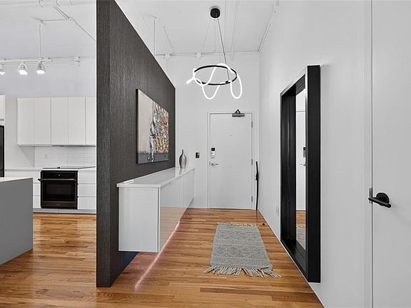 2nd image of 3235 Roswell Rd NE Unit 602
