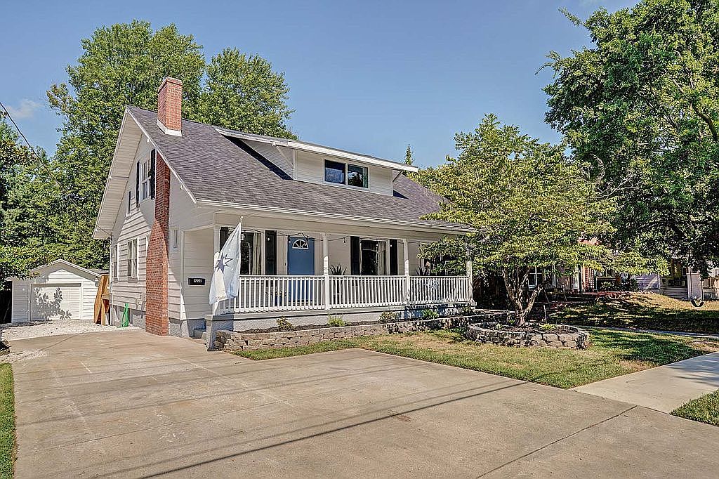 1237 S Fremont Ave, Springfield, MO 65804 Zillow