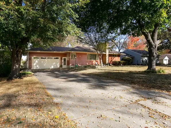 4890 Main St E, Maple Plain, MN 55359