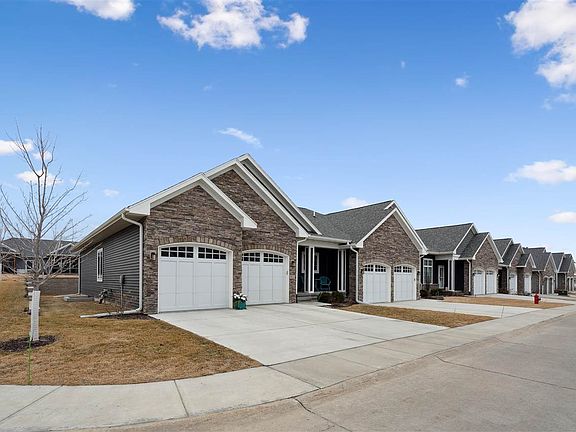 2nd image of 2885 Crimson Ln Unit A