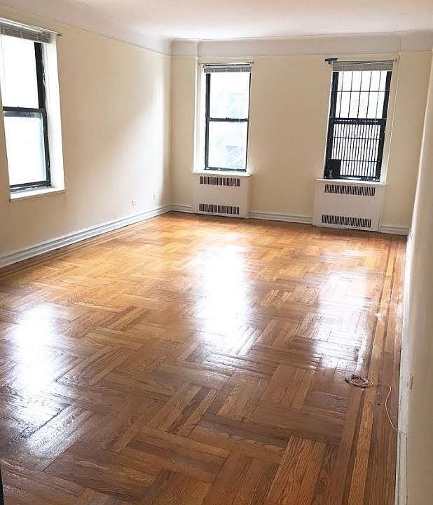 1st image of 10820 71st Ave APT 5A