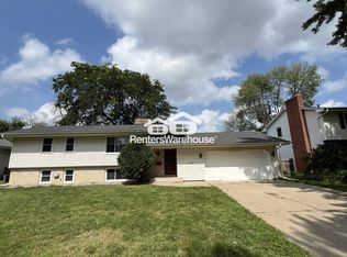 3908 Poplar Bridge Rd, Bloomington, MN 55437