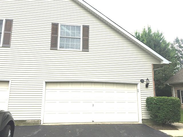 1st image of 1556 Laurel Oaks Dr #1556