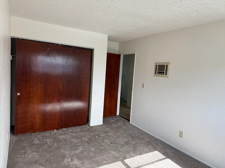590 Casselman St #G — Photo 7